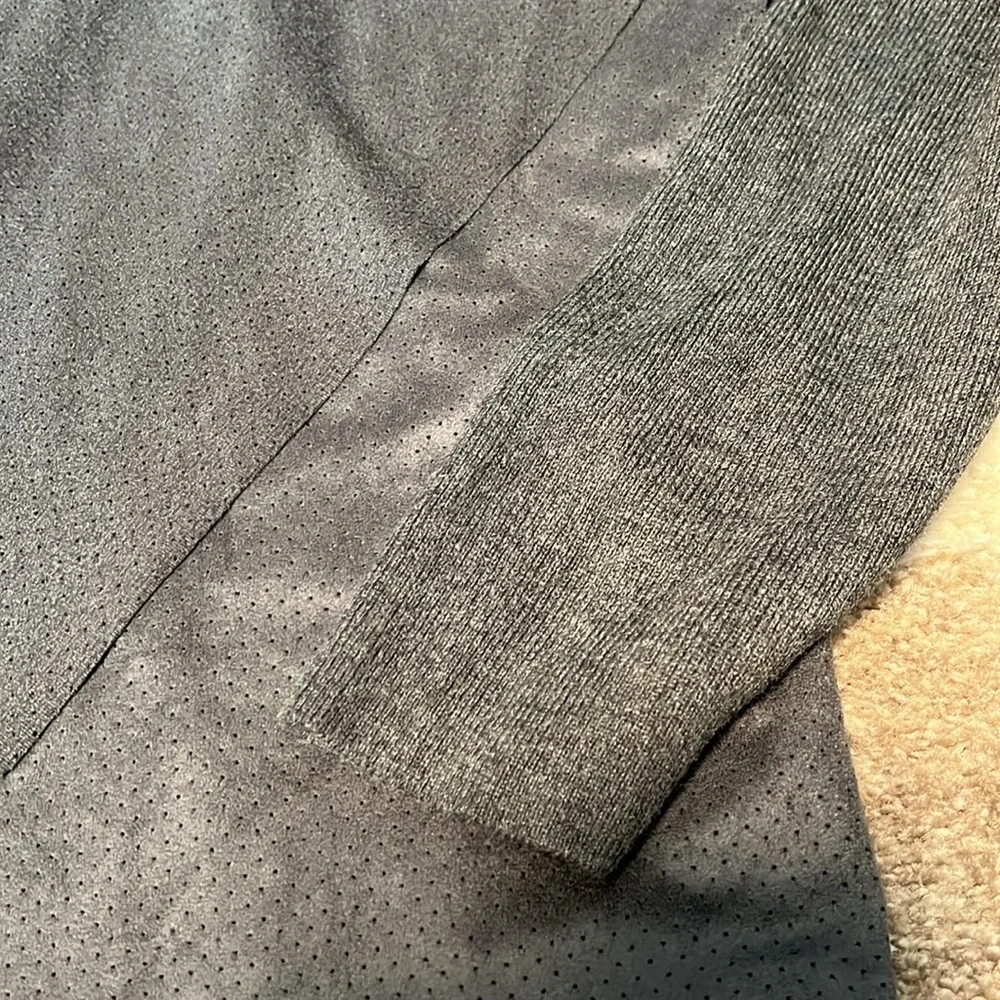T Tahari Milly Cardigan, grey, size L NWT!